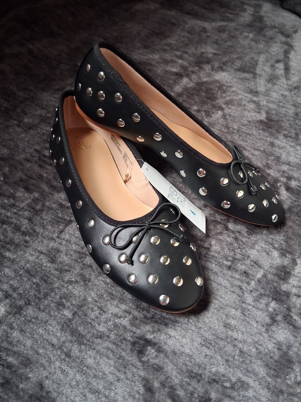NWT Time And Tru Black/Silver Studded Bow Ballet Flats Round Toe Women 6
